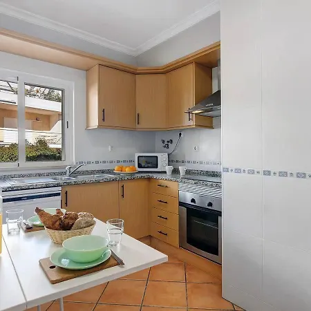 1e Apartmán *